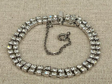 Load image into Gallery viewer, DOUBLE-STRAND RHINESTONE BRACELET
