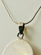 Load image into Gallery viewer, SILVER CHAIN WITH ABALONE PENDANT
