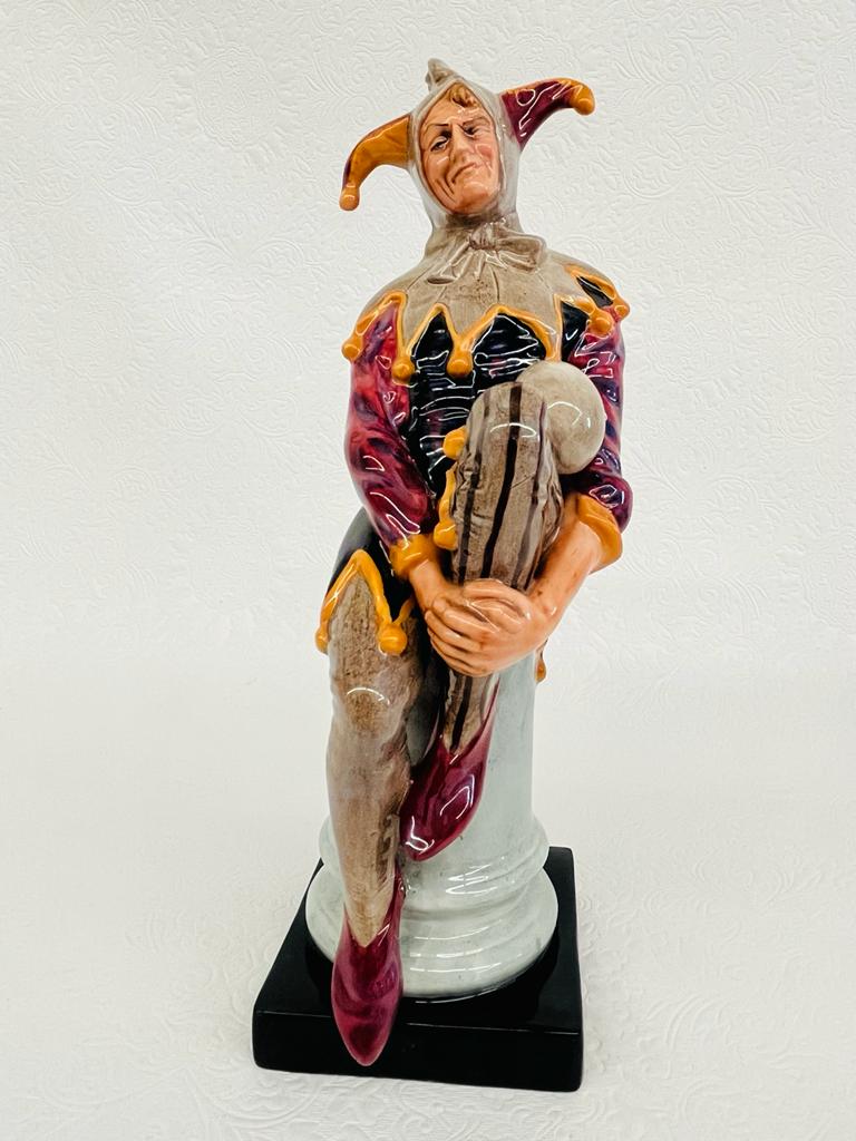 ROYAL DOULTON FIGURINE 