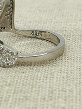 Load image into Gallery viewer, SILVER WRAP &quot;LEAF&quot; RING
