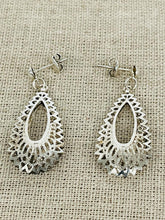 Load image into Gallery viewer, SILVER-TONE TEARDROP EARRINGS
