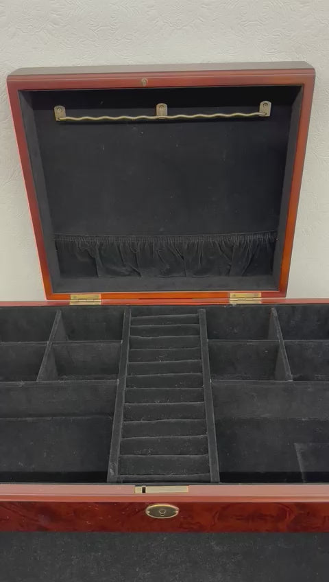 JEWELRY BOX