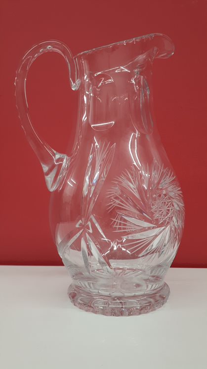 PINWHEEL-DESIGN CRYSTAL PITCHER