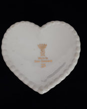 Load image into Gallery viewer, HEART-SHAPED TRINKET BOX
