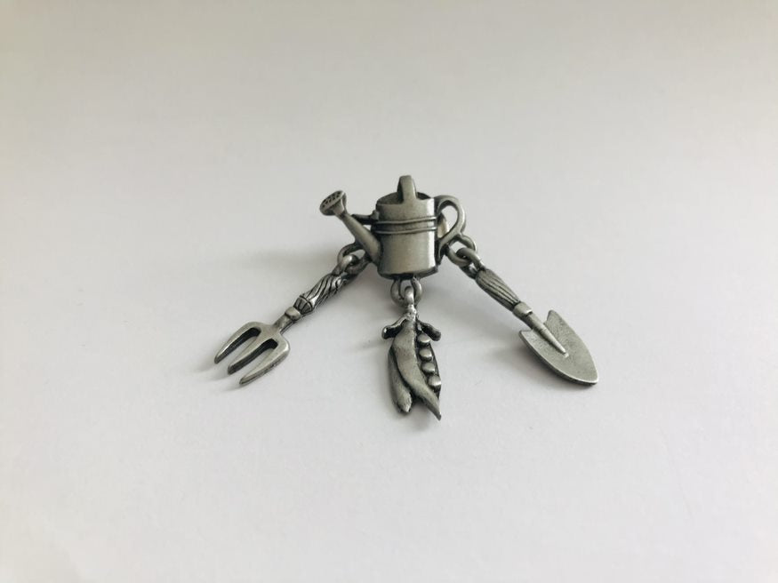 JEWELRY PIN