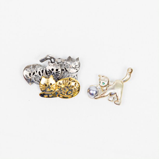 CAT BROOCHES
